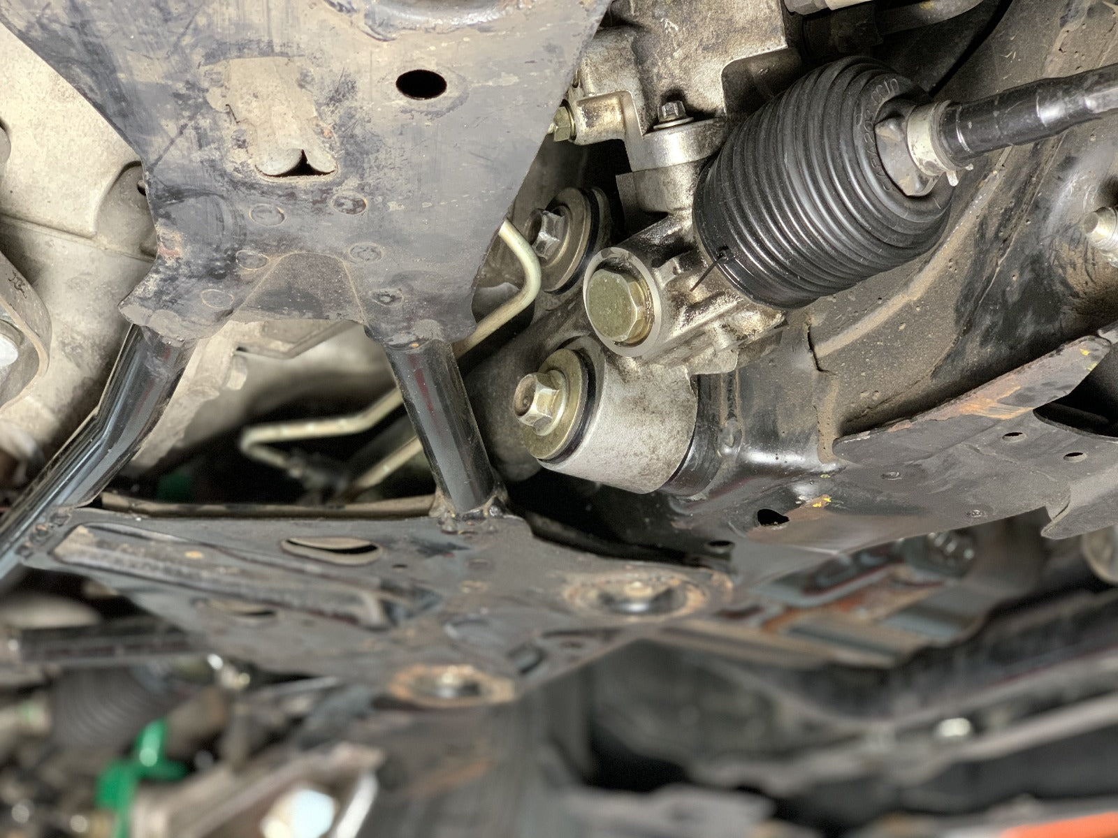 Z33/ V35 リジットALMINIUM ステアリングラックブッシュ
